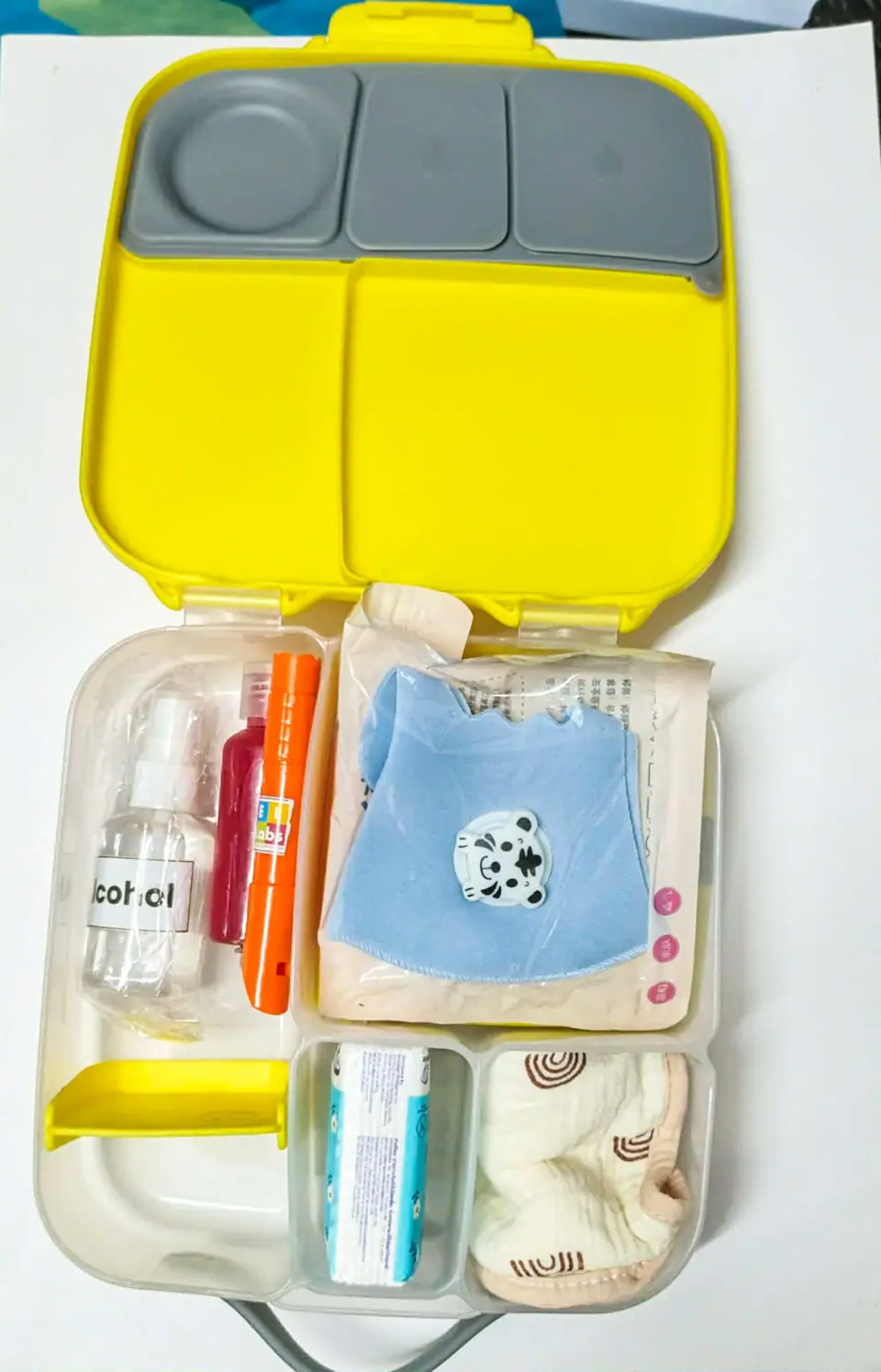 b box Lunchbox open and packed with snacks