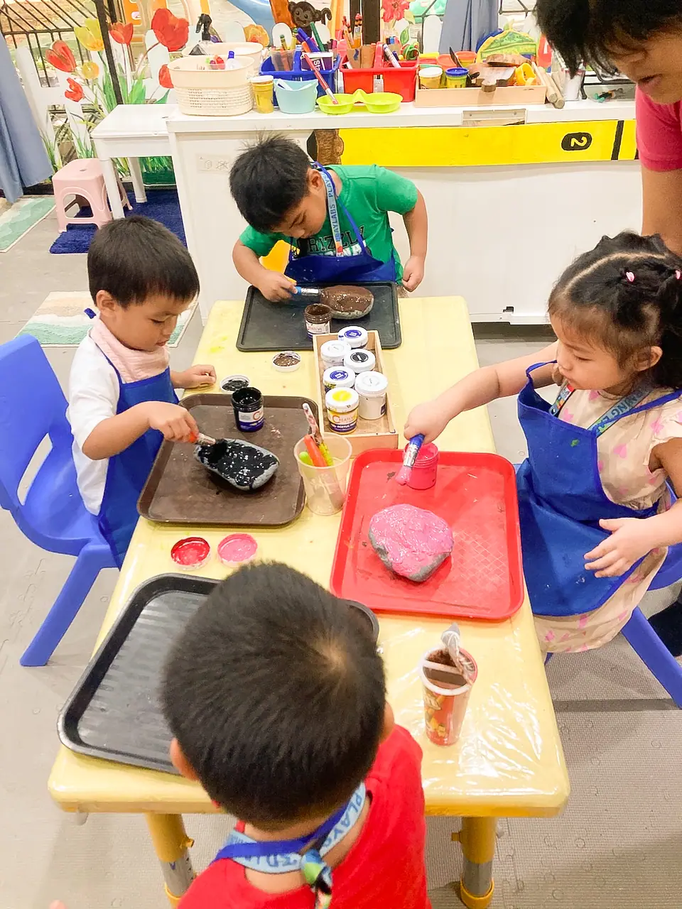 Children learning together at Enriched Learning Labs